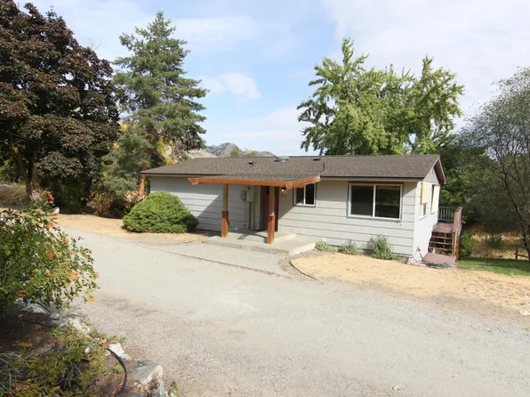 321 E Franklin Ave, Chelan, WA 98816