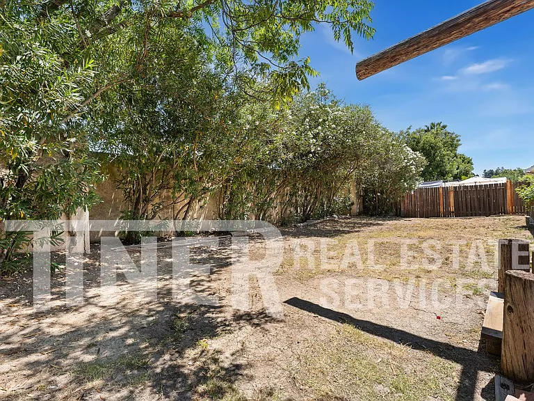 3233 Oriole Way — Photo 21