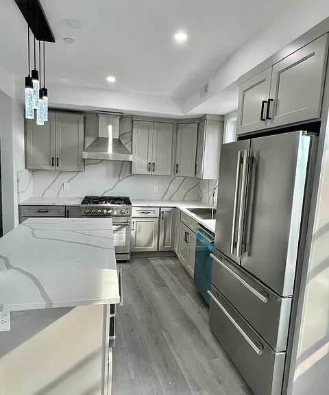 18 Dunreath St #3 — Photo 2