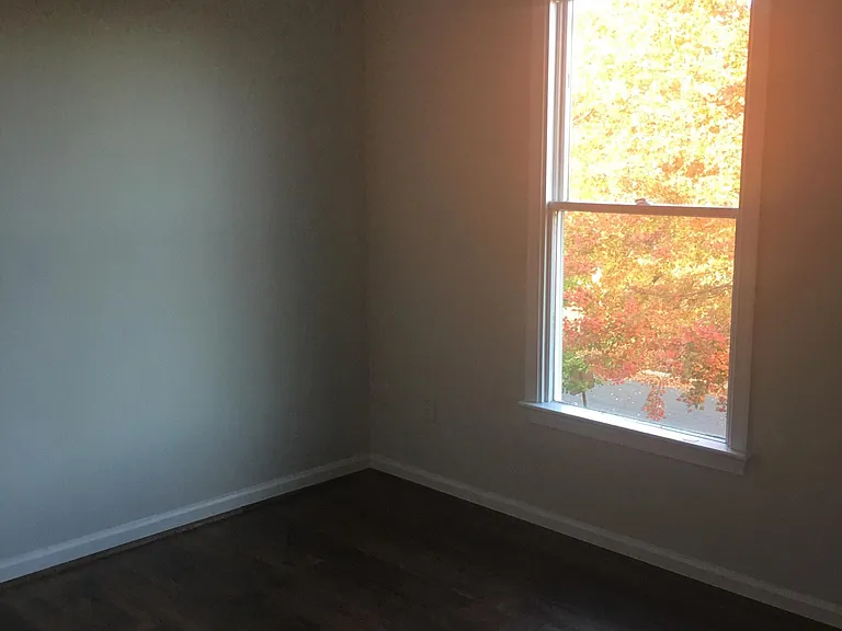 724 Hetzel Ter SE — Photo 16