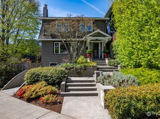 2411 Westview Dr W, Seattle, WA