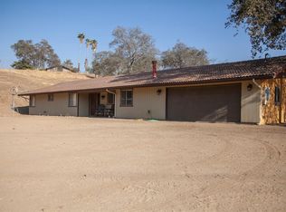 22630 Stagecoach Ln, Clovis, CA 93619