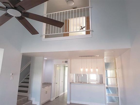 3rd image of 18800 Egret Bay Blvd APT 709