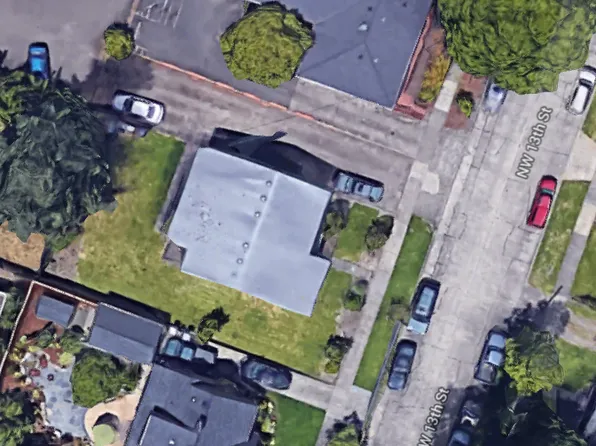 13th St. Apartments, 328 NW 13th St APT 4, Corvallis, OR 97330