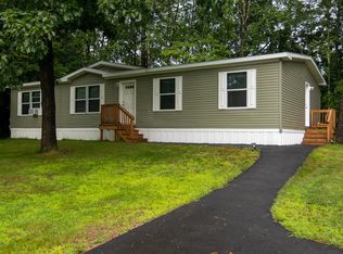 13 Pebblestone Ln, Rochester, NH 03867