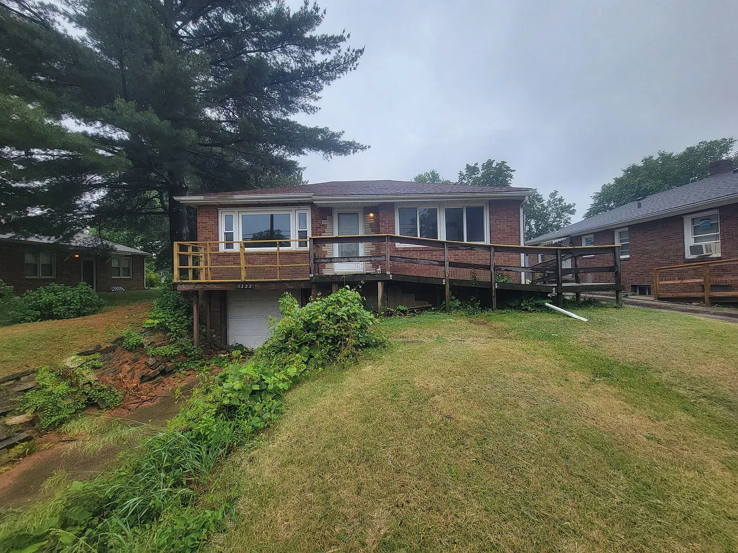 1322 E Frye Ave photo 1