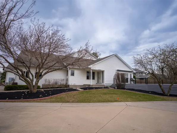 4845 Caldwell Ct, Pleasant Hill, IA 50327