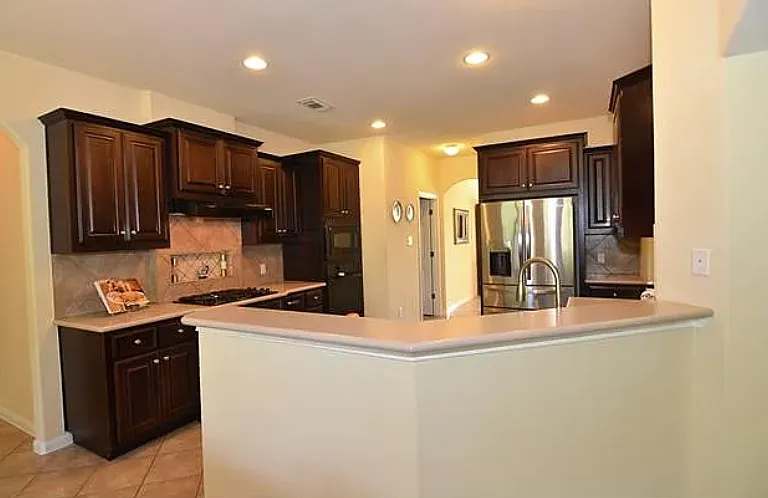 10804 Cap Stone Dr — Photo 6