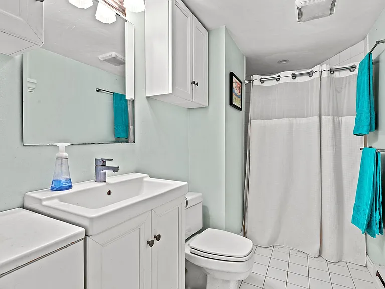 30 Dartmouth St #1 — Photo 11