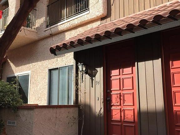 3rd image of 1711 Grismer Ave APT 94