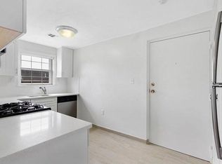 20 Bedford Rd #1D, Woburn, MA 01801