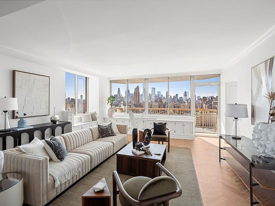 1st image of 160 W 86th St #Penthouse 4