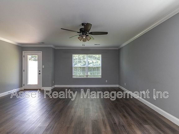 4th image of 920 Warrior Hill Dr #1