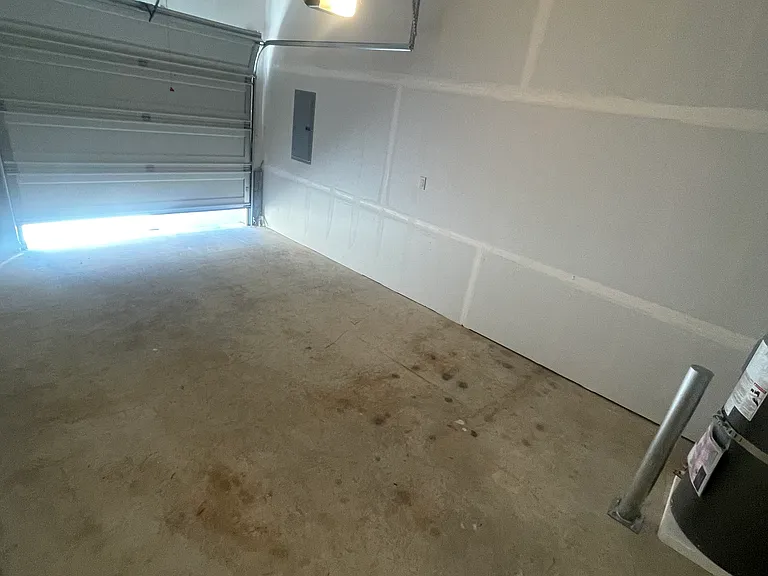 672 Hansen St SE #A — Photo 23