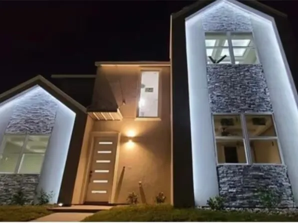 5514 N Crown Point, Pharr, TX 78577