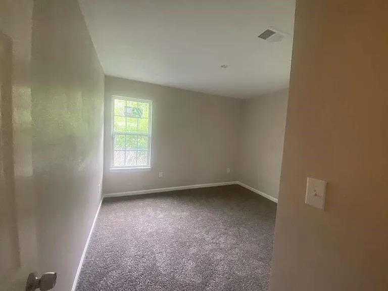275 Wood Fern Dr — Photo 9