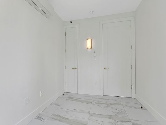 4th image of 130 Graham Ave #A2
