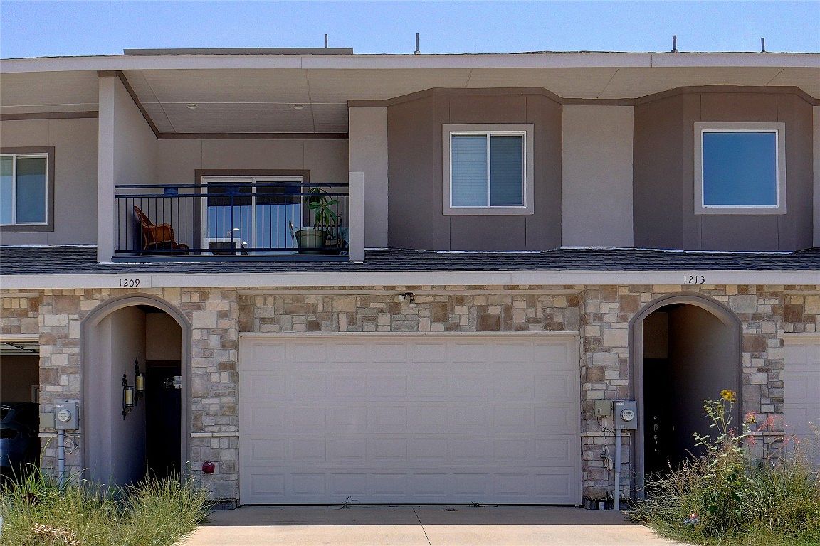 1209 Summerset Ln, Burleson, TX 76028 Zillow