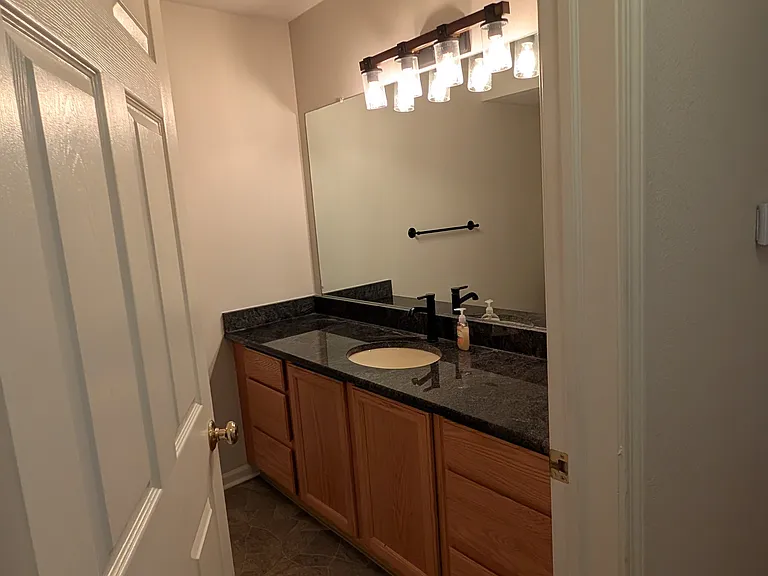 1468 Millbrook Trl — Photo 32