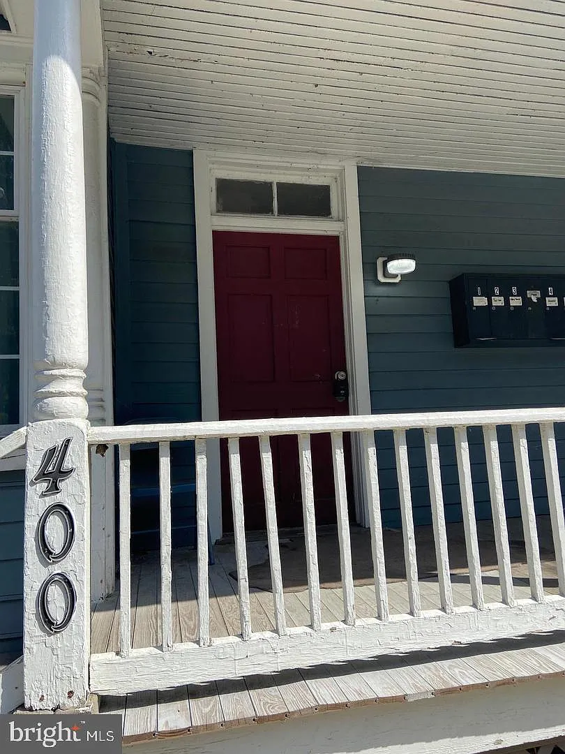 1 bed, 1.0 bath, 600 sqft, $1,100 — Photo 3