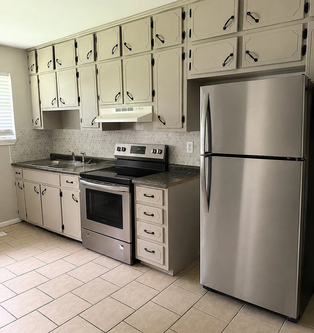 2 bed, $975 — Photo 4