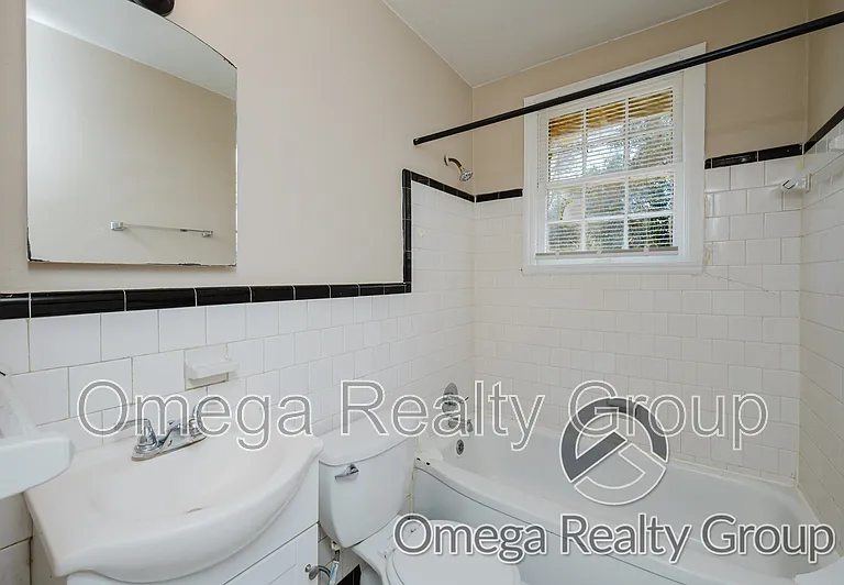 1026 Pershing St #C — Photo 25