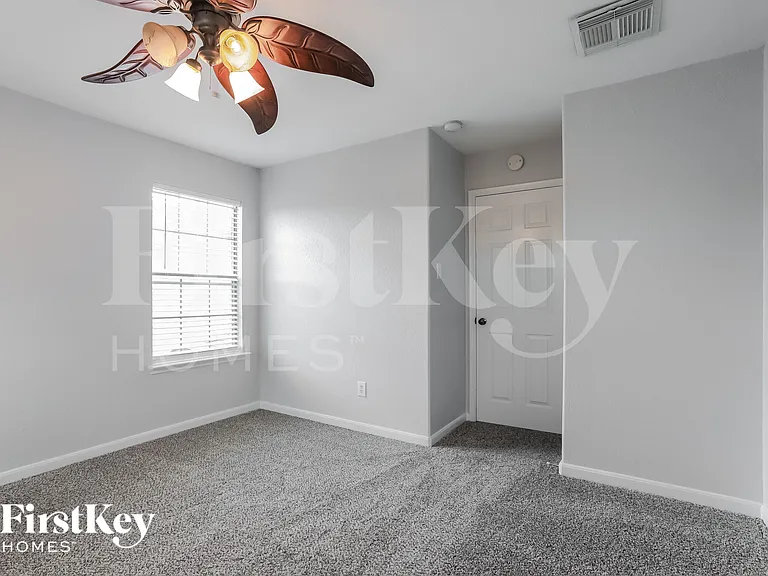 11210 Flying Geese Ln — Photo 12