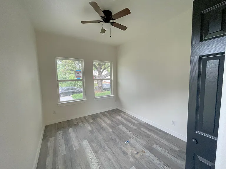 4934 Echo Ave — Photo 9