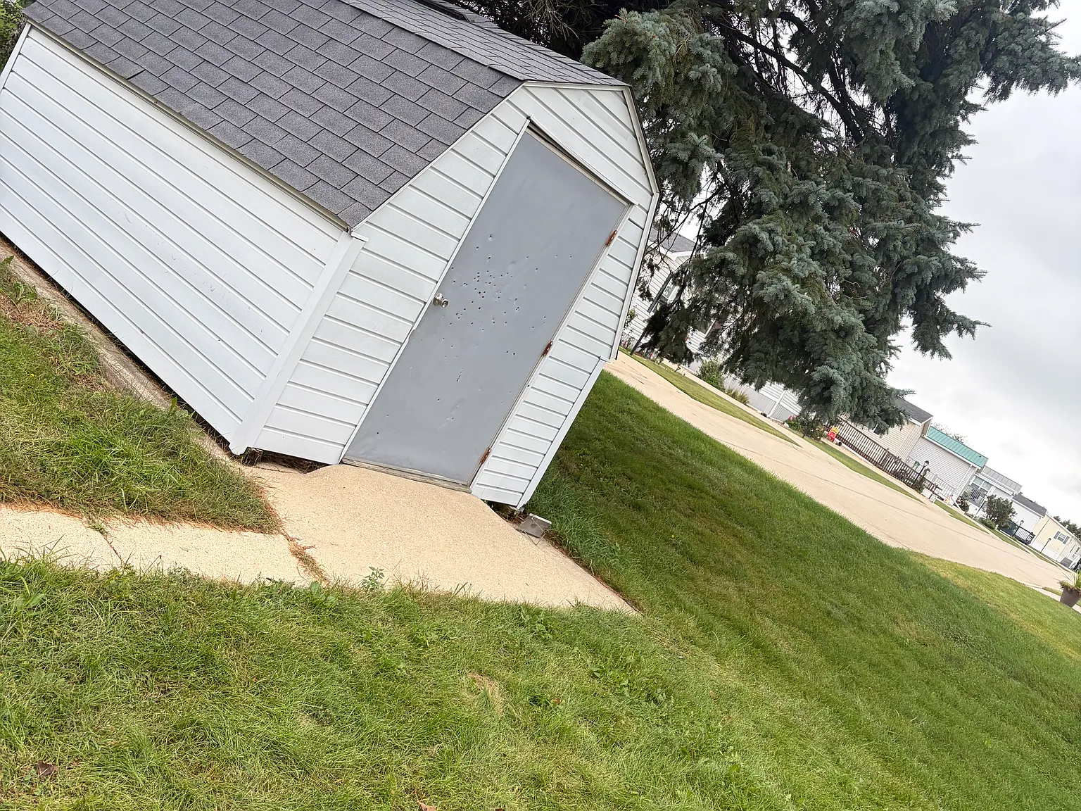 3 bed, 1.5 bath, $1,300 — Photo 3