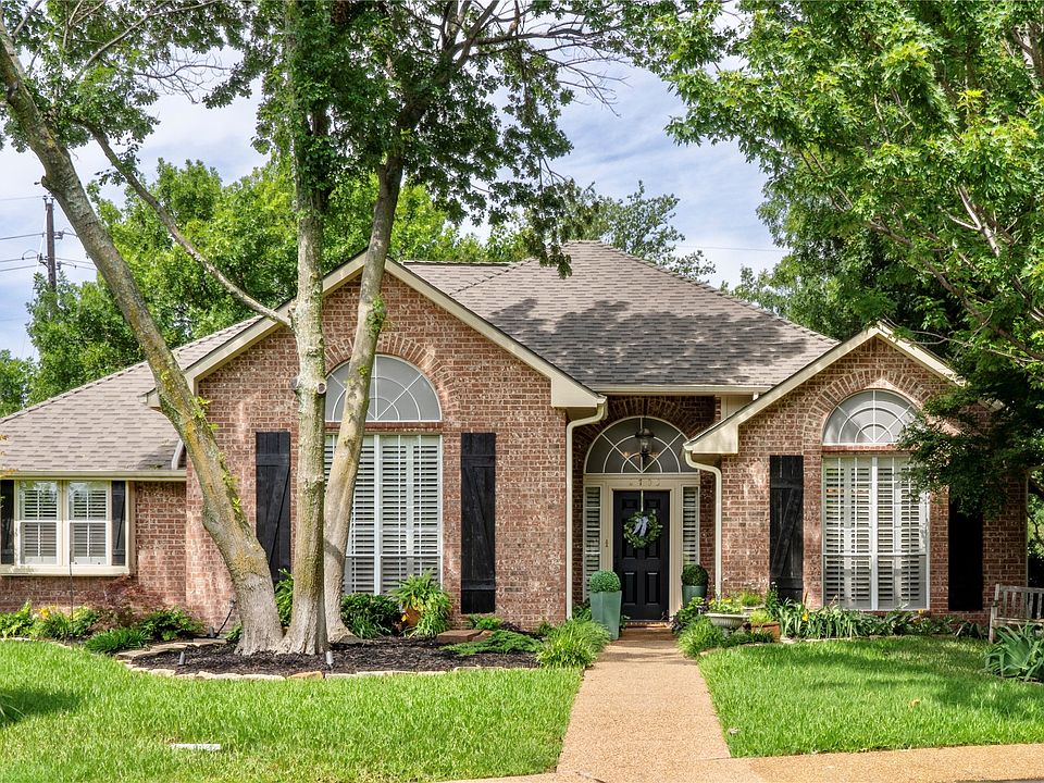 1st image of 2703 Cedar Ct