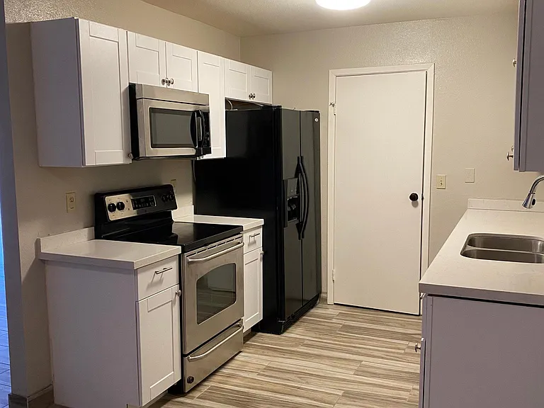 3511 E Baseline Rd #1018 — Photo 8