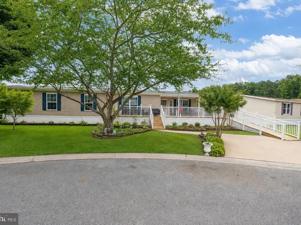 9067 Woodthrush Ct, Hebron, MD 21830