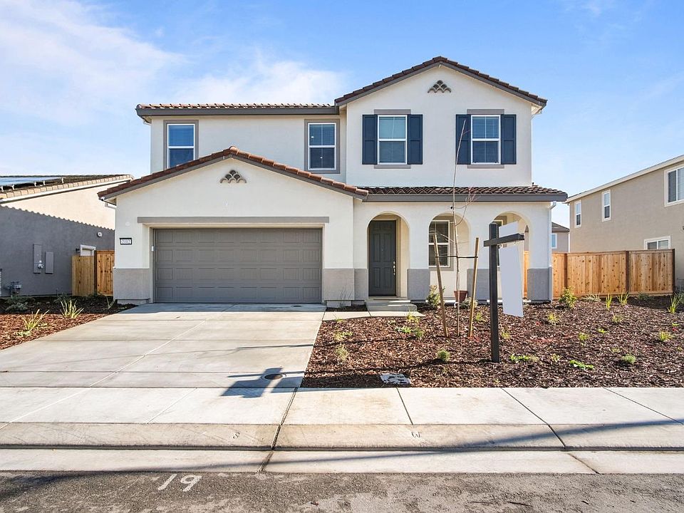1st image of 2112 S Day Lily Ave