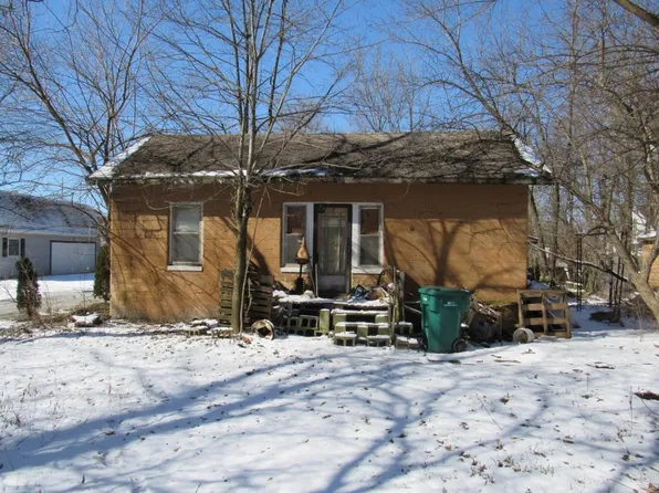 6935 Broadway, Merrillville, IN 46410