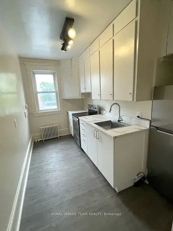 2 bed, $2,000 — Photo 4