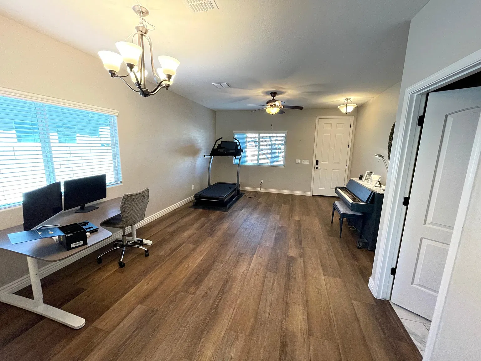 1457 W Hoptree Ave — Photo 3