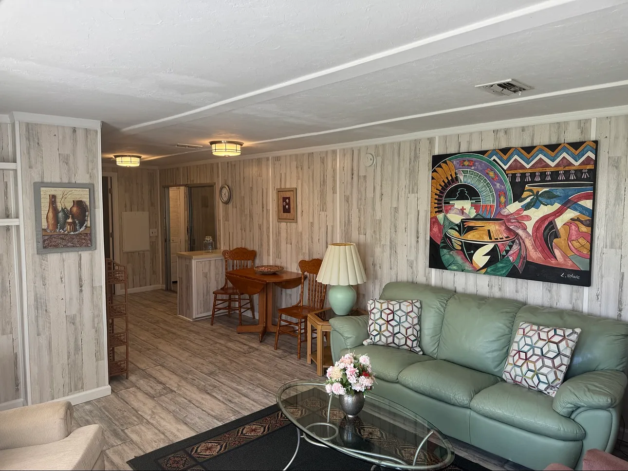 2 bed, 2000 sqft, $2,000 — Photo 2