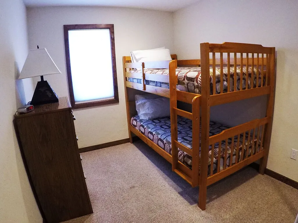 3 bed, 2.5 bath, 1500 sqft, $3,000 — Photo 4