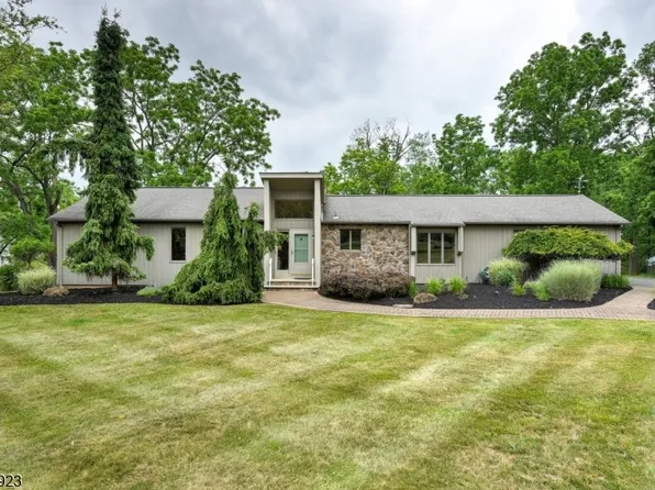 1 Hendrick Rd, Readington Twp., NJ 08822