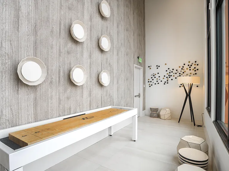Shift Apartments — Photo 18