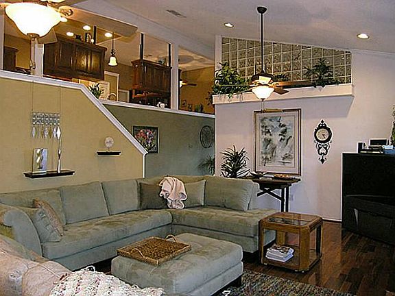 3rd image of 1504 Creekford Dr