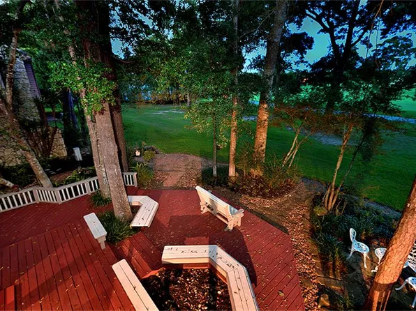 26 Leisure Ln, Spring, TX 77380