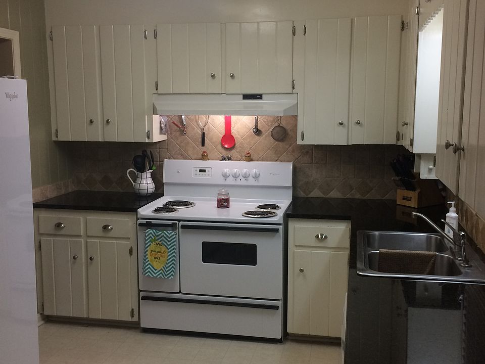 1st image of 4622 River Oak Dr