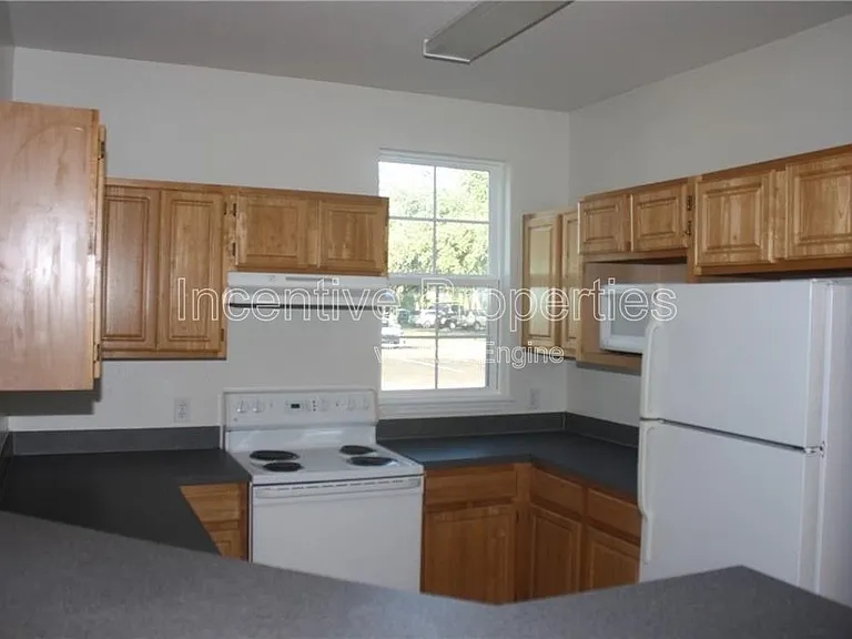 3281 Soho St #101 — Photo 2