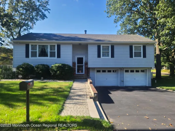 331 18th Avenue, Brick, NJ 08724