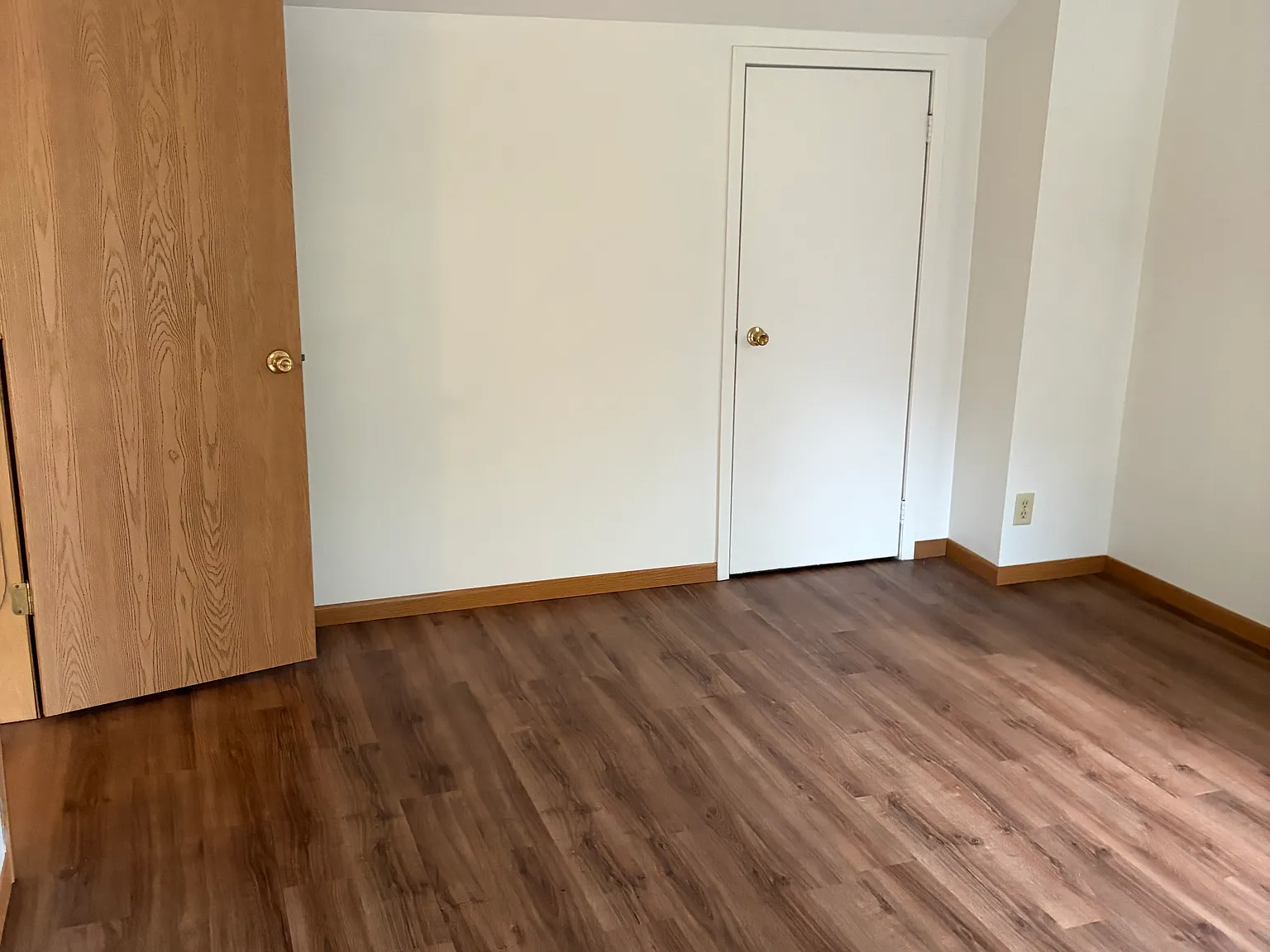 2 bed, 900 sqft, $800 — Photo 4