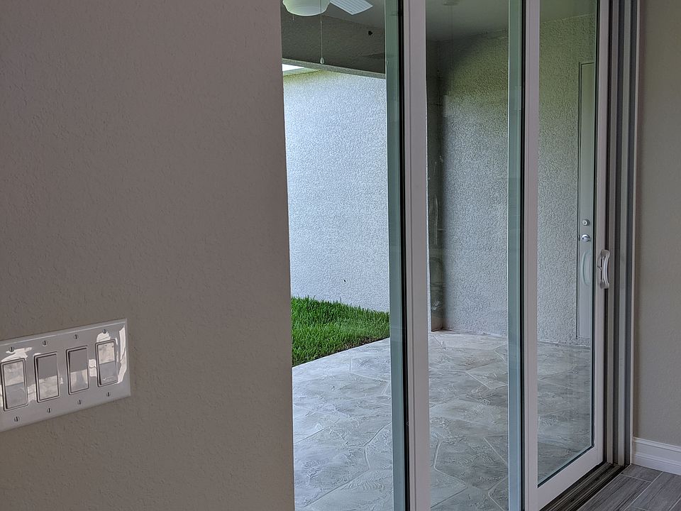 Lanai - pocketing sliders