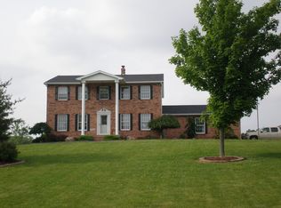 729 Oak Ln, Kingston, OH 45644