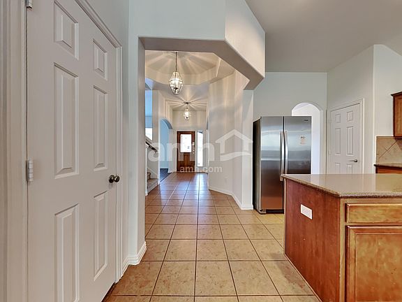 4th image of 5440 Childress Dr