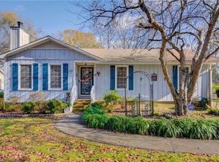 202 Westdale Dr, High Point, NC 27265
